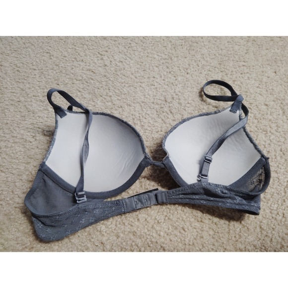 Victoria's Secret Push-Up Bra Gray Lace Underwire Padded 34B Sexy Lift Everyday - Picture 2 of 4
